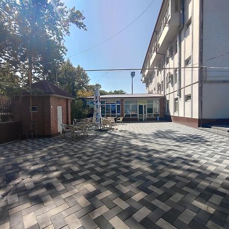 Grand Avenue Hotel Tashkent Esterno foto