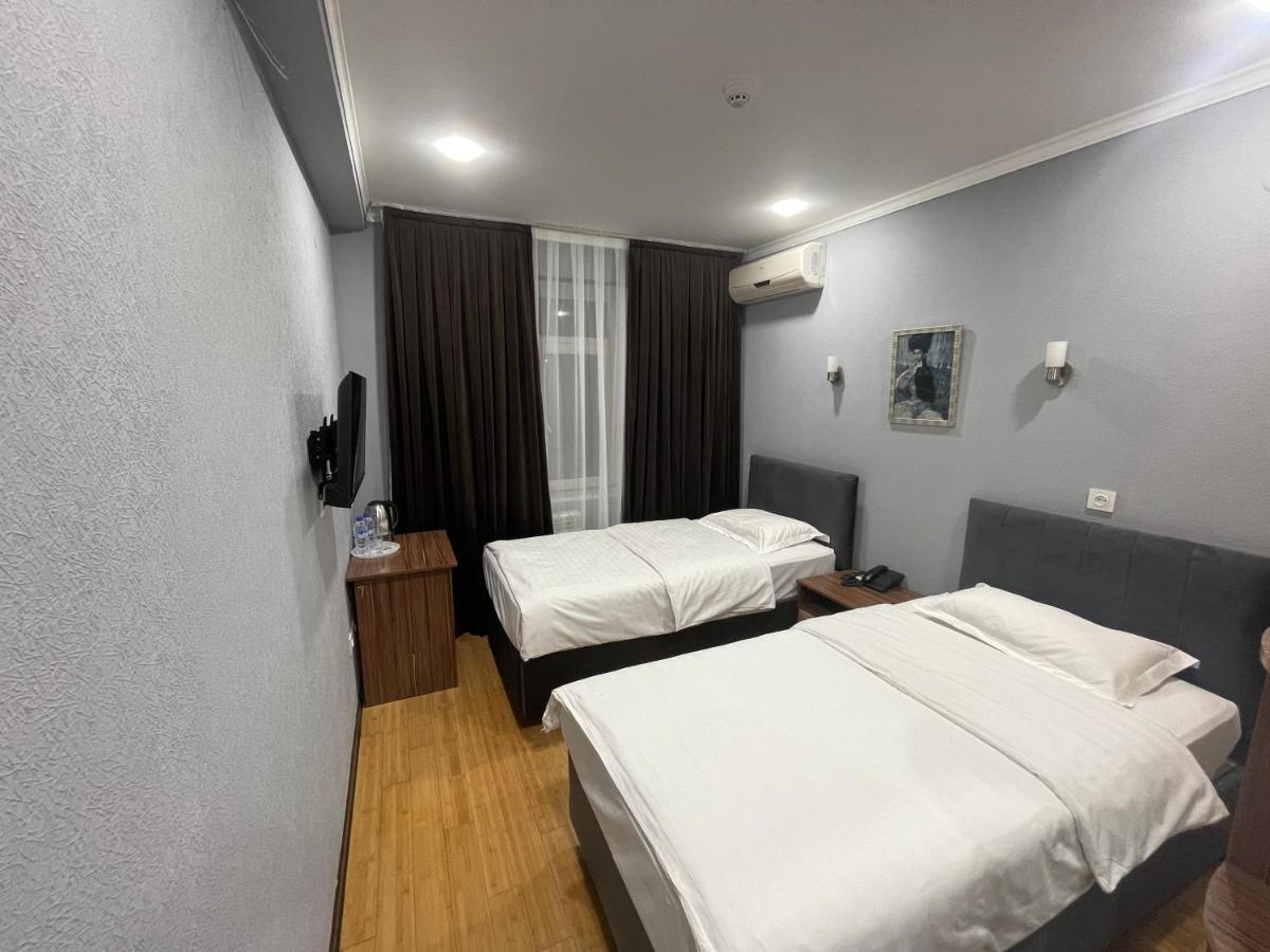 Grand Avenue Hotel Tashkent Esterno foto