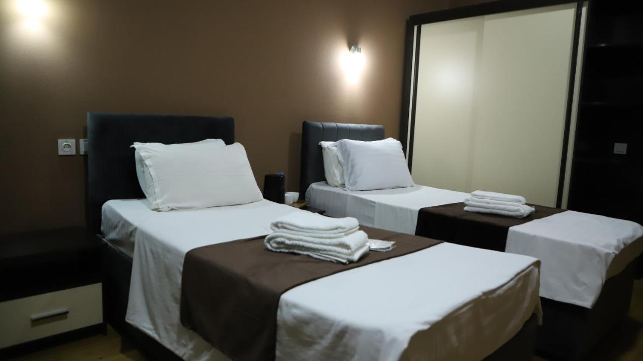 Grand Avenue Hotel Tashkent Esterno foto