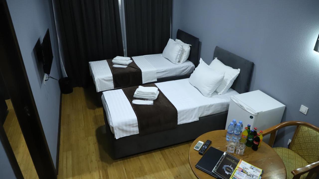 Grand Avenue Hotel Tashkent Esterno foto