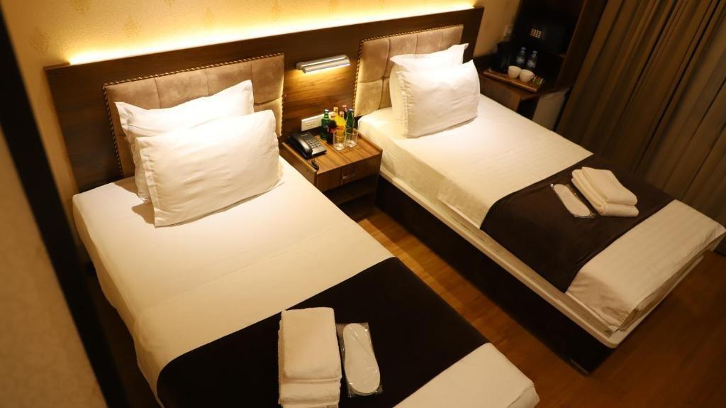 Grand Avenue Hotel Tashkent Esterno foto