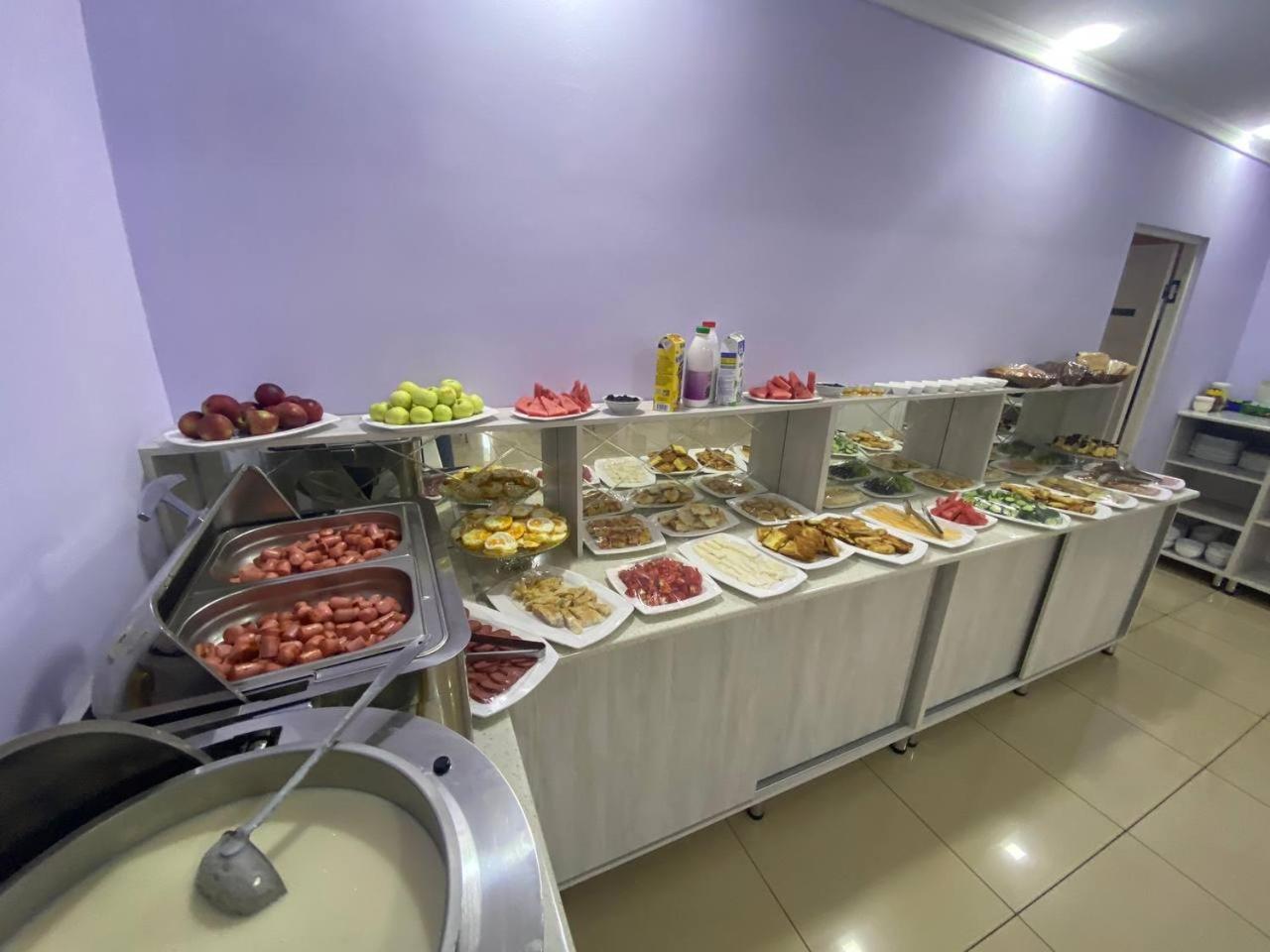 Grand Avenue Hotel Tashkent Esterno foto