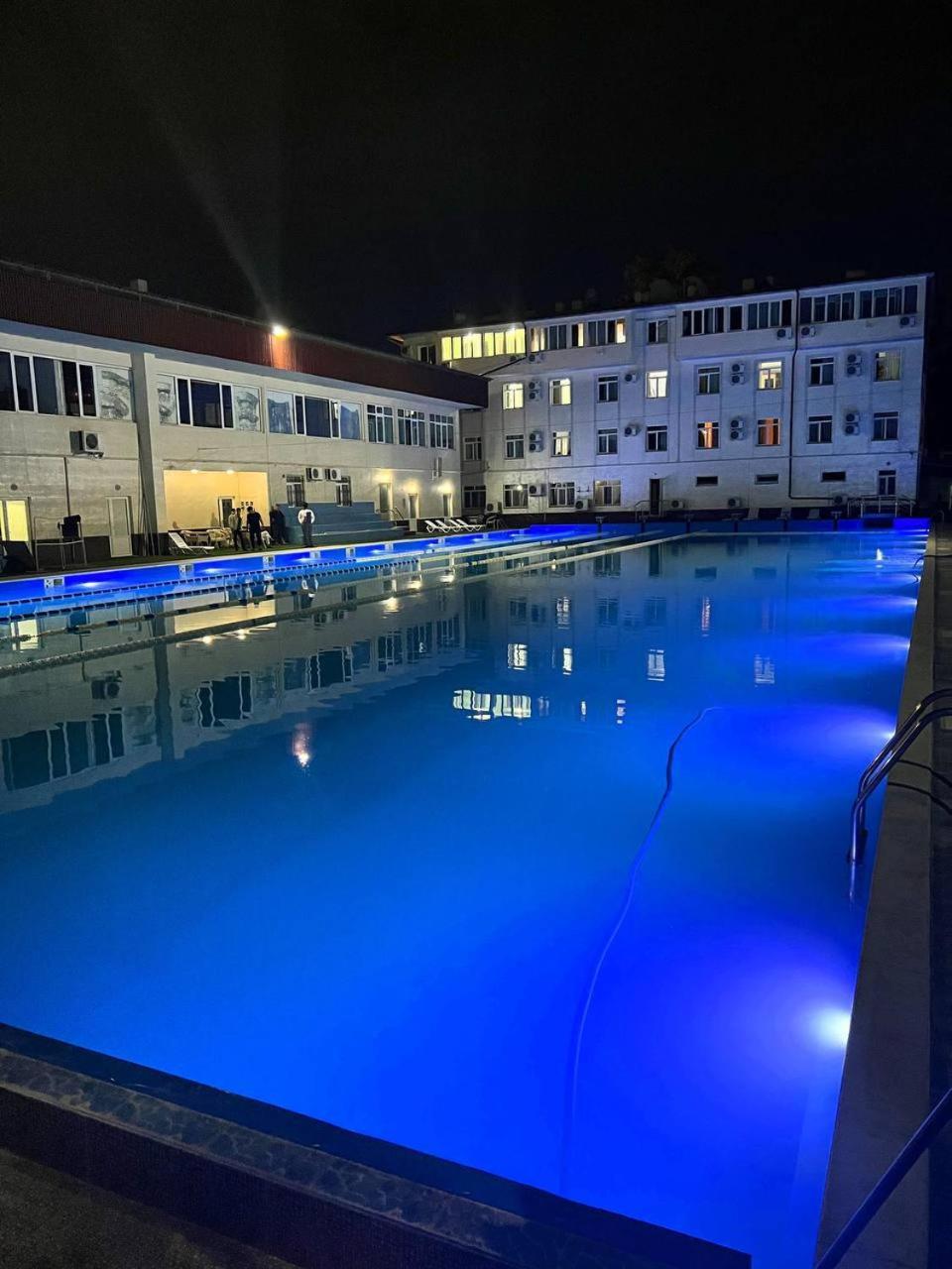Grand Avenue Hotel Tashkent Esterno foto